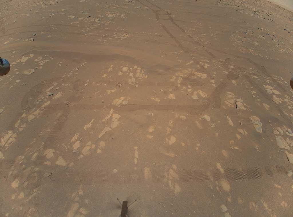 Mars Helikopterinden İlk Mars Görüntüsü